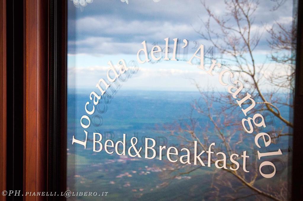 Locanda Dell'Arcangelo Rocca Massima Eksteriør billede